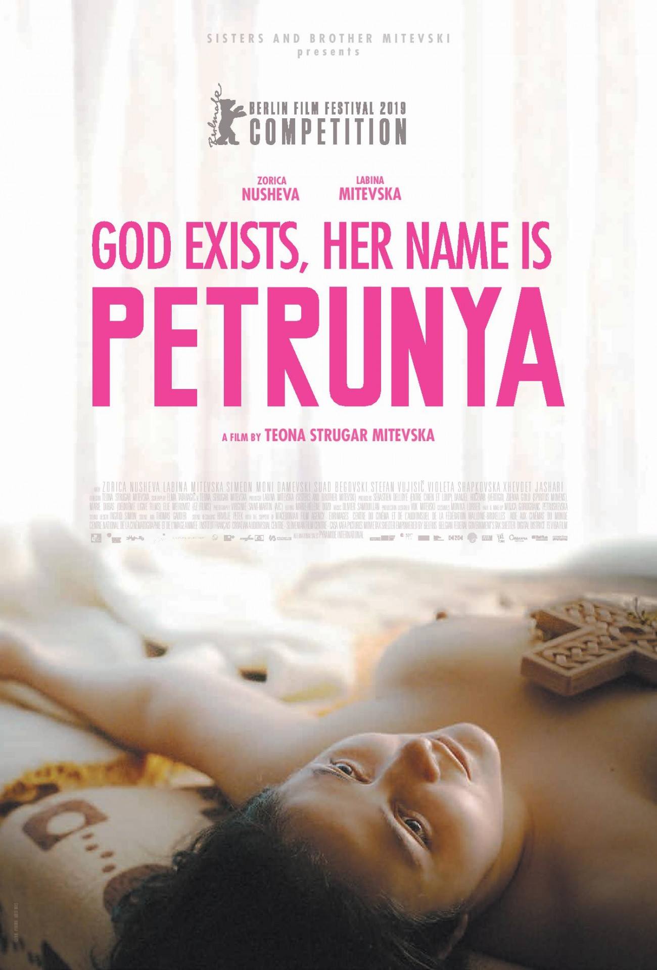 God Exist, Her Name is Petrunija-Onun Adı Petrunya