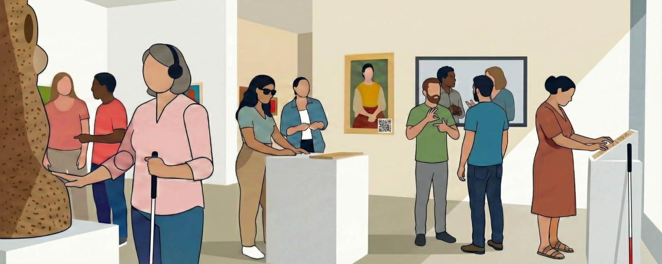 Bir sanat galerisinde farklı erişilebilirlik çözümlerini bir arada gösteren illüstrasyonda, bir ziyaretçi heykeli dokunarak incelerken, bir diğeri kulaklıkla sesli betimleme dinliyor. Diğer tarafta Braille alfabesiyle hazırlanmış bilgi panolarını kullanan, işaret diliyle iletişim kuran ve tabloların yanındaki QR kodları inceleyen ziyaretçiler yer alıyor.