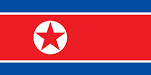 Kuzey Kore- Betimleyen: Kübra GÜR  Genişlikleri eşit olmayan 5 yatay şeritten ve bir simgeden ibaret olan bayrak, dikdörtgen formda. Uzun kenarı 6cm, kısa kenarı 0,5 cm kadar olan en üsteki ilk şerit mavi, ince ikinci şerit beyaz, kısa kenarı 2cm civarında ve en geniş alan olan 3.şerit kırmızı renkte. Bu parçanın göndere yakın kısmında, içinde 5 köşeli kırmızı bir yıldız bulunan beyaz bir daire yer almakta.4. şerit beyaz, sonuncusu ise mavi renkte. İkisinin de boyutları ilk iki şeritle aynı.