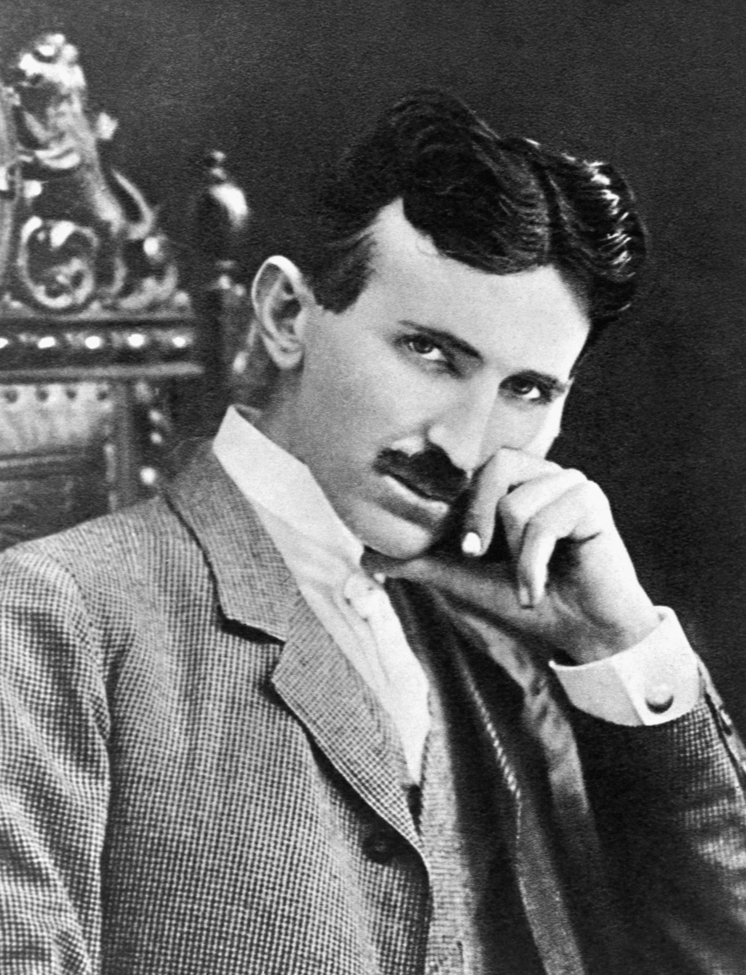 Mucit, Bilim insanı, Elektrik ve Makine Mühendisi Nikola Tesla